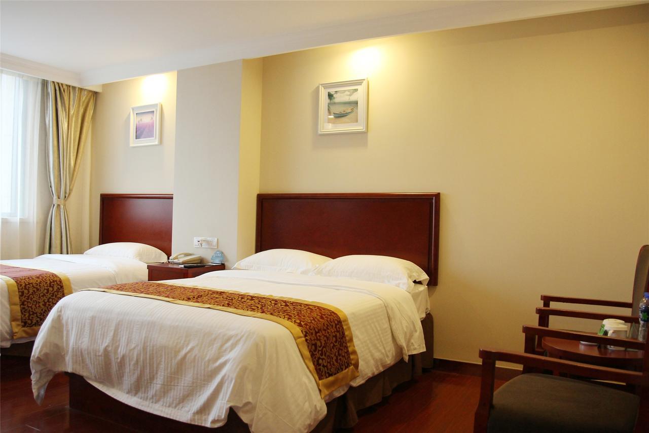 Greentree Alliance Yichang East Yichang Station Hotel Exterior foto
