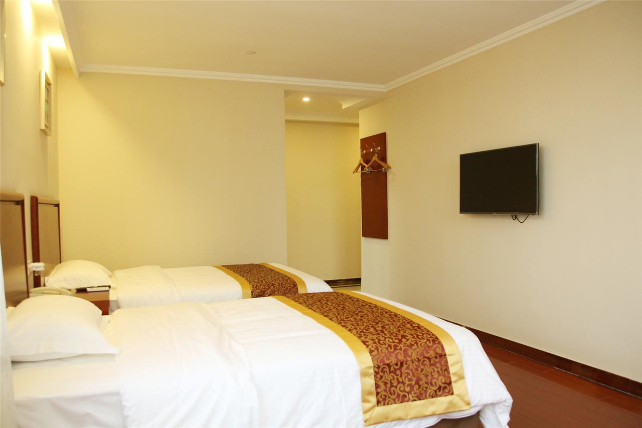 Greentree Alliance Yichang East Yichang Station Hotel Exterior foto