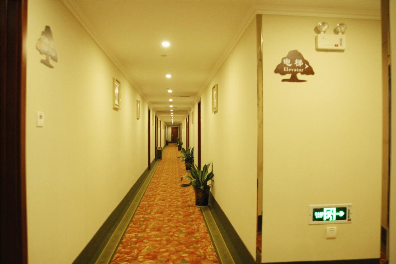 Greentree Alliance Yichang East Yichang Station Hotel Exterior foto