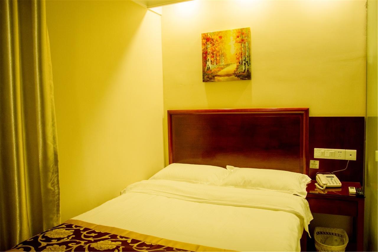 Greentree Alliance Yichang East Yichang Station Hotel Exterior foto