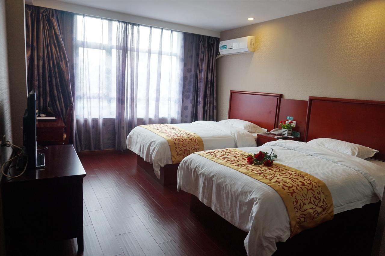 Greentree Alliance Yichang East Yichang Station Hotel Exterior foto